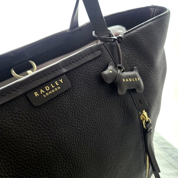 Gorgeous Radley London Tote EUC - Picture 11 of 16
